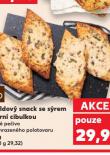 ŠPALDOVÝ SNACK SE SÝREM A JARNÍ CIBULKOU