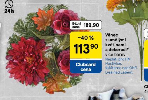 VĚNEC S UMĚLÝMI KVĚTINAMI A DEKORACÍ