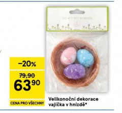 VELKONO�N� DEKORACE VAJ��KA V HN�ZD�