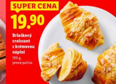 BRIO�KOV� CROISSANT S KR�MOVOU N�PLN�