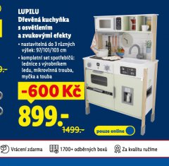 D�EV�N� KUCHY\�KA S OSV�TLEN�M A ZVUKOV�MI EFEKTY